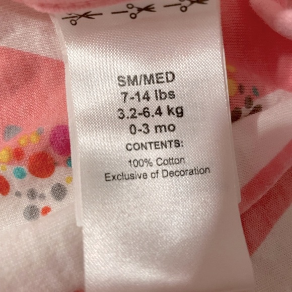 Bublo Baby (2) baby girl swaddlers, 0-3 mos (7-14 lbs) - Picture 3 of 6